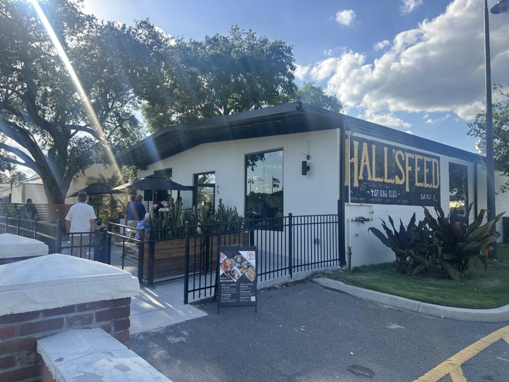 Hall's on Fifth