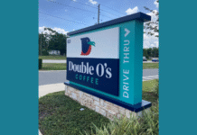 Double O's Coffee signage in front of the Apopka location.