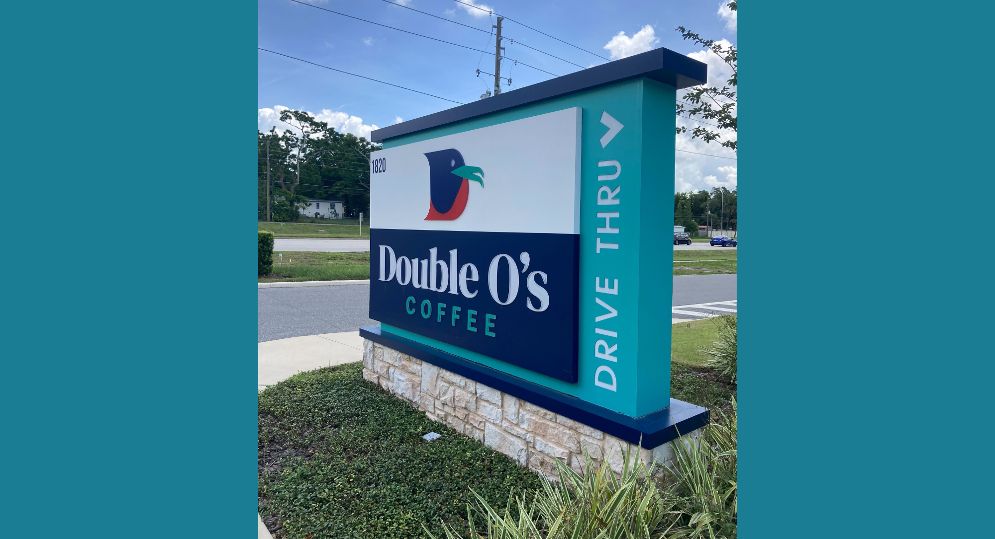 Double O's Coffee signage in front of the Apopka location.