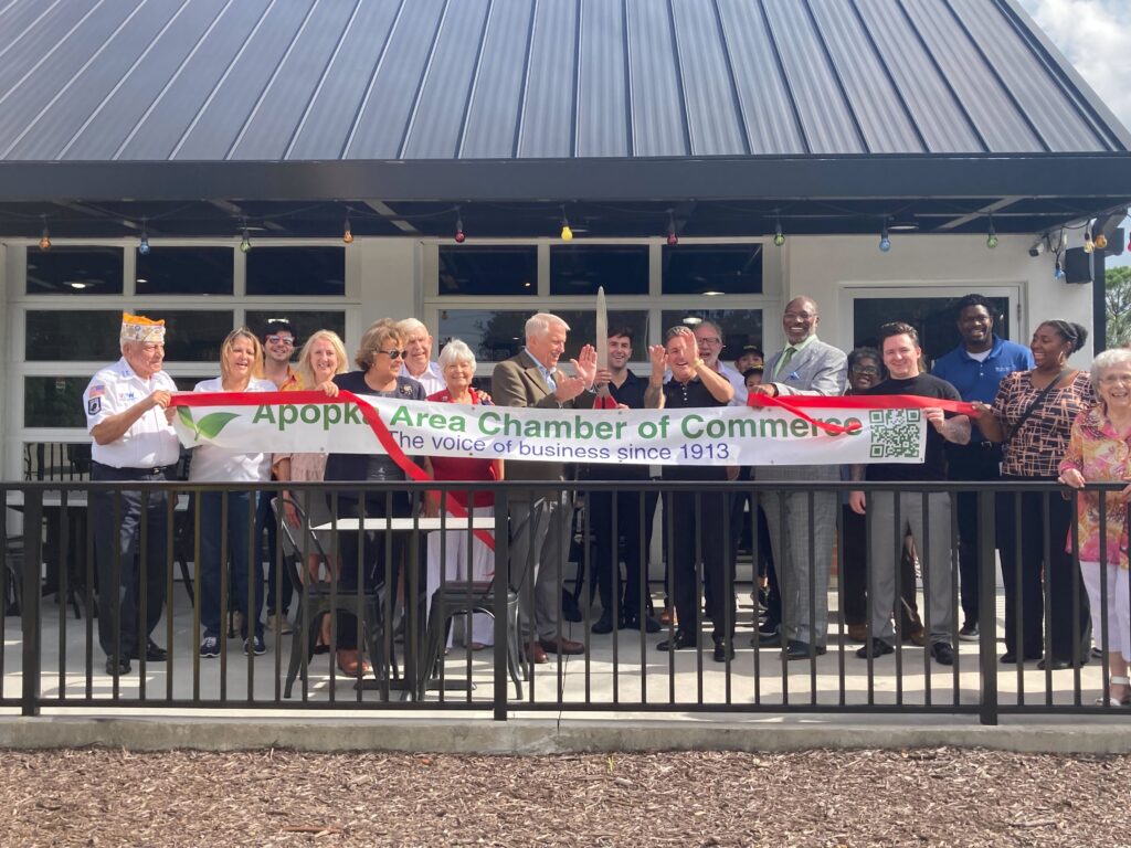 The ribbon-cutting ceremony at Gallo's Pollo & Grill