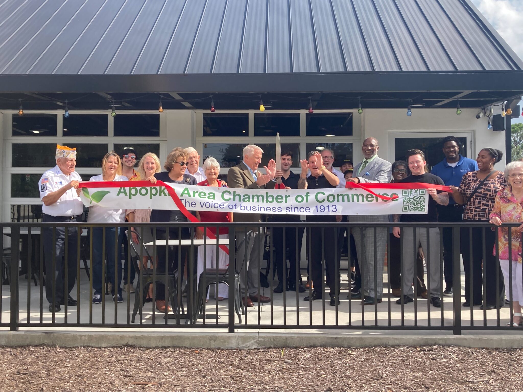 Gallo's Pollo & Grill celebrates grand opening