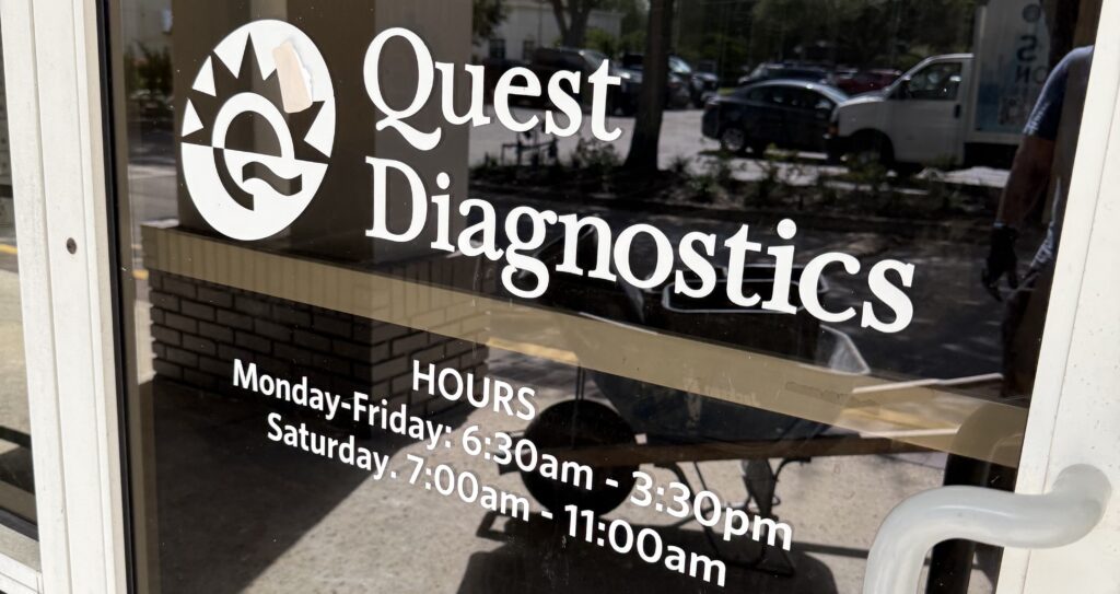 The front door of Quest Diagnostics Apopka