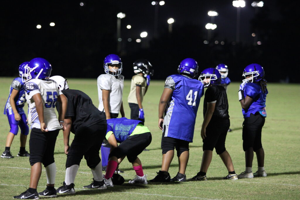 10U Blue Darters line in live practice