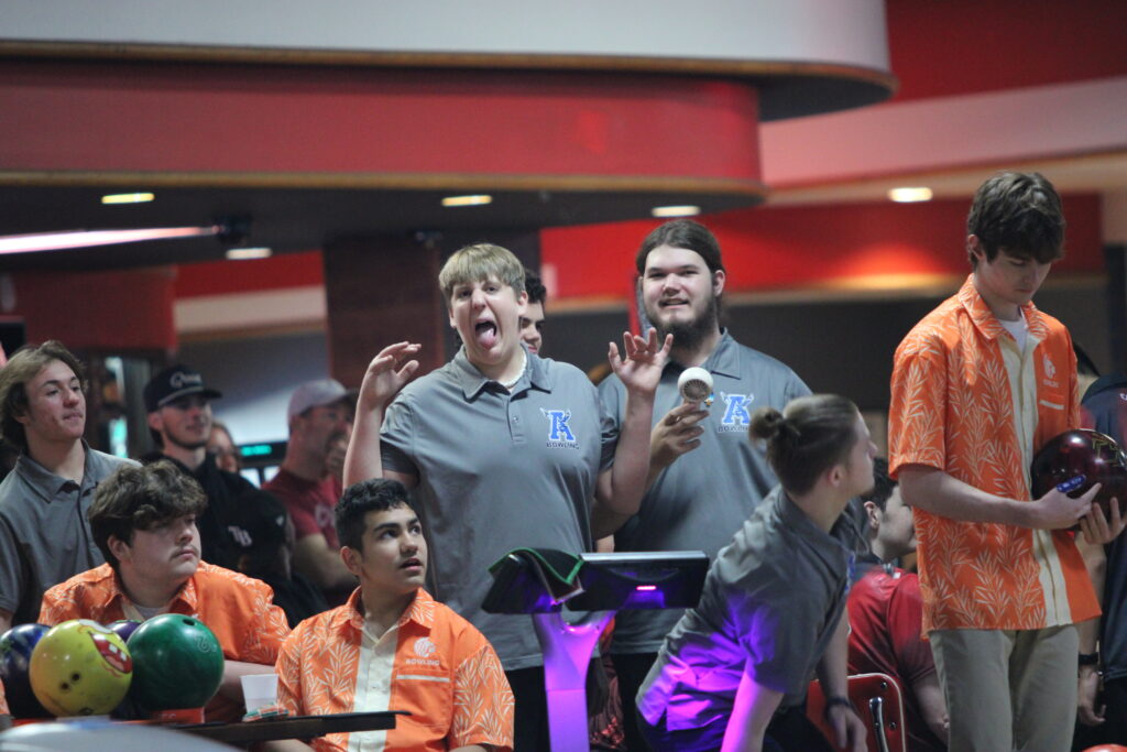 Apopka Bowlers catch the camera