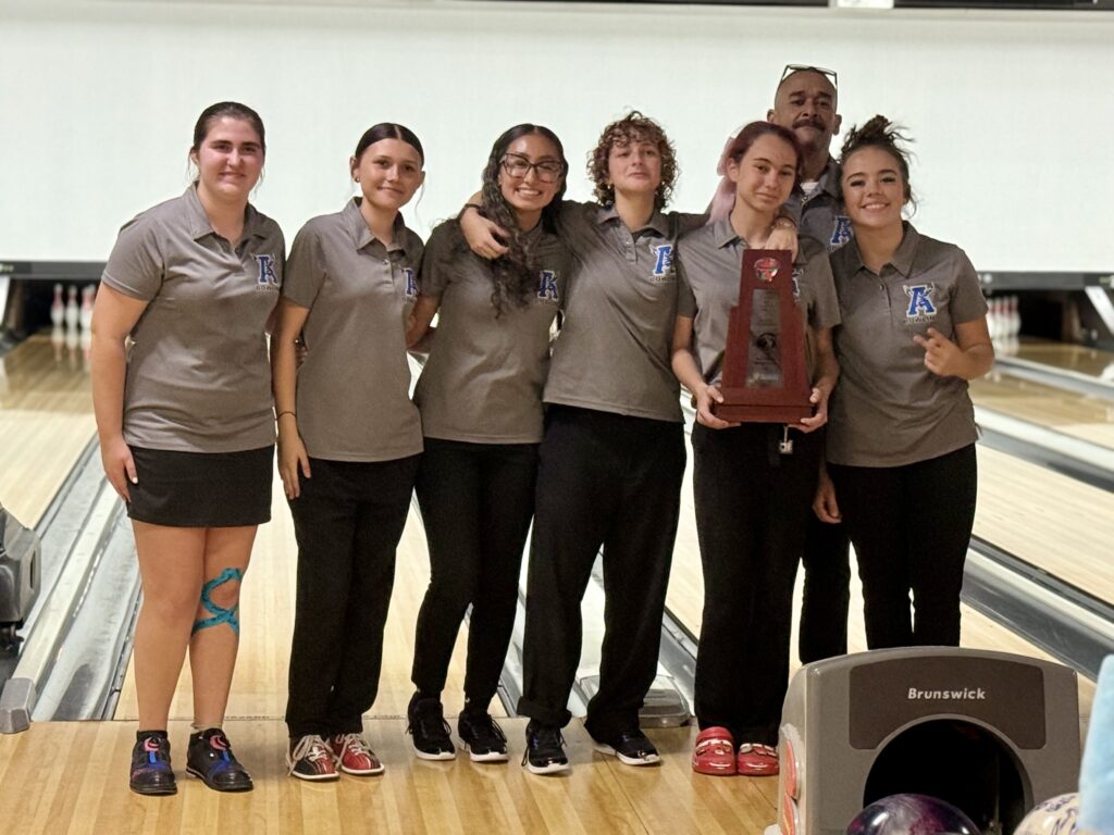 Apopka Girls Bowling with runner up trophy