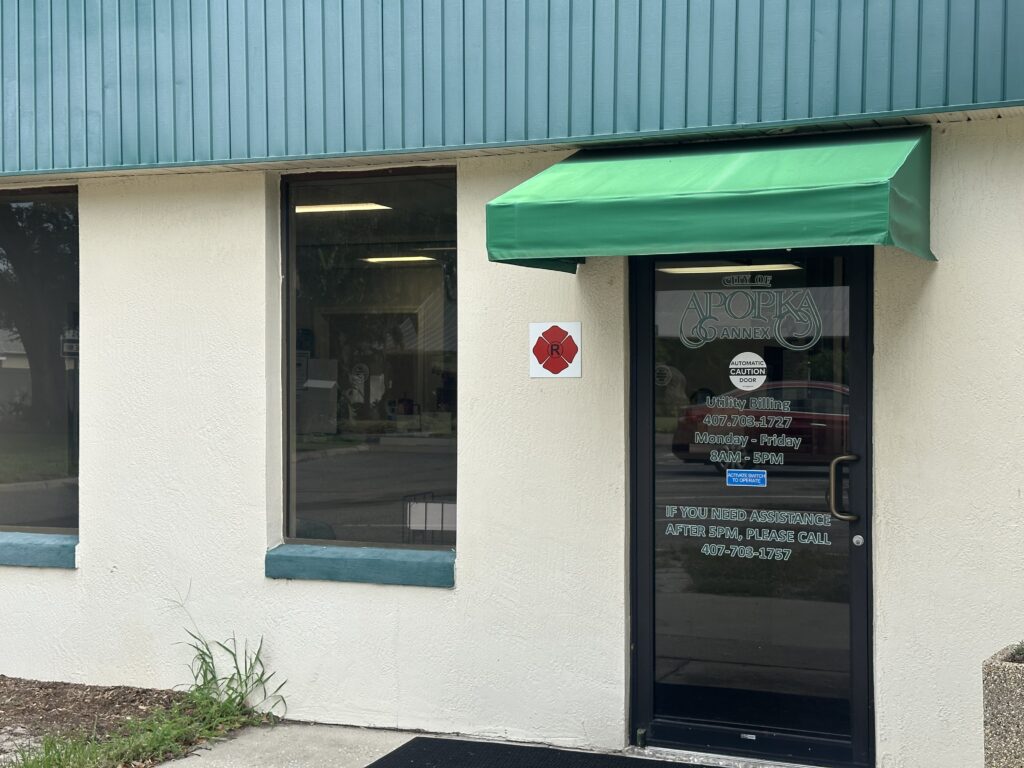 The Apopka Utility Billing Division oversees billing for water, sewer, reclaimed water and garbage services.