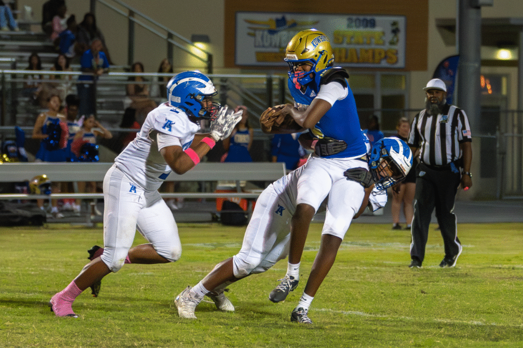 Kentral Baker sacks the Quarterback