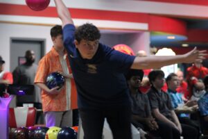 Wekiva bowling battles in district play