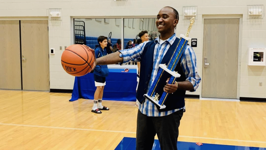 Coach Mark Washington