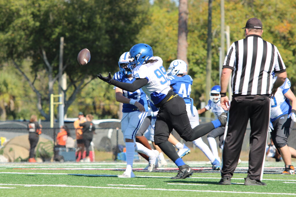 Jason Marshall III deflects pass in the backfield and almost intercepts it