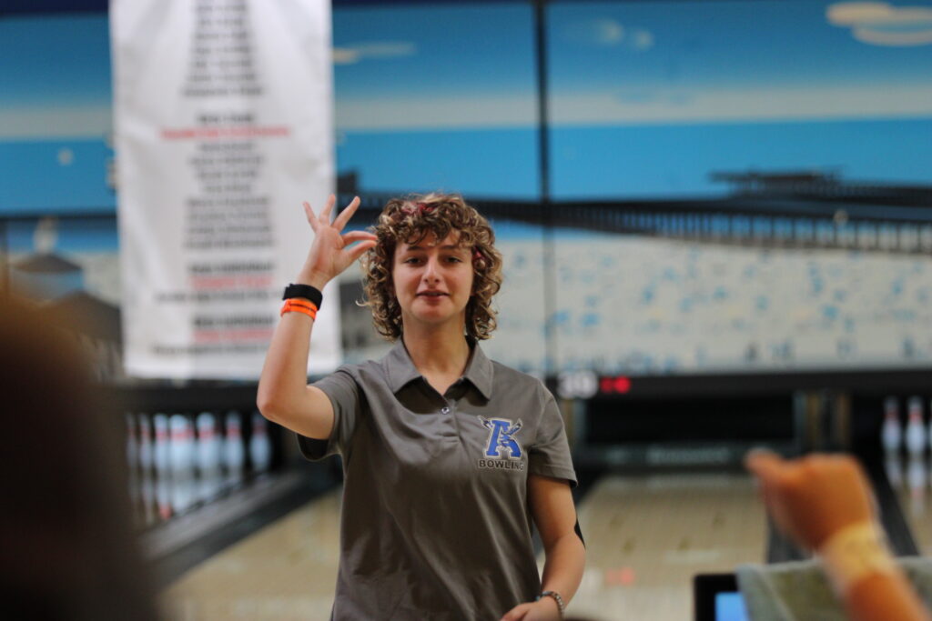 Samantha Carlyle buries a strike
