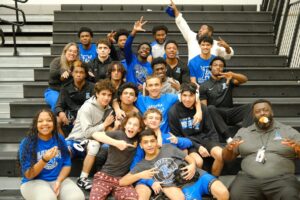 Apopka wrestling off to promising start in 2026