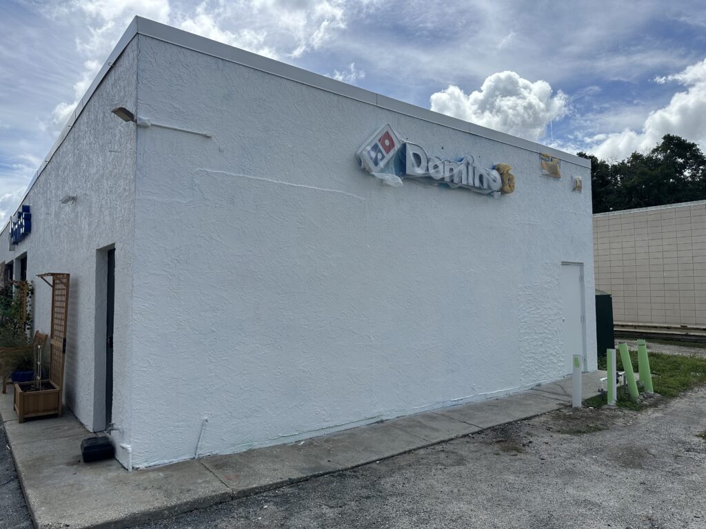 In 2025, the Apopka downtown mural was removed from the western wall of Domino's Pizza after public backlash.