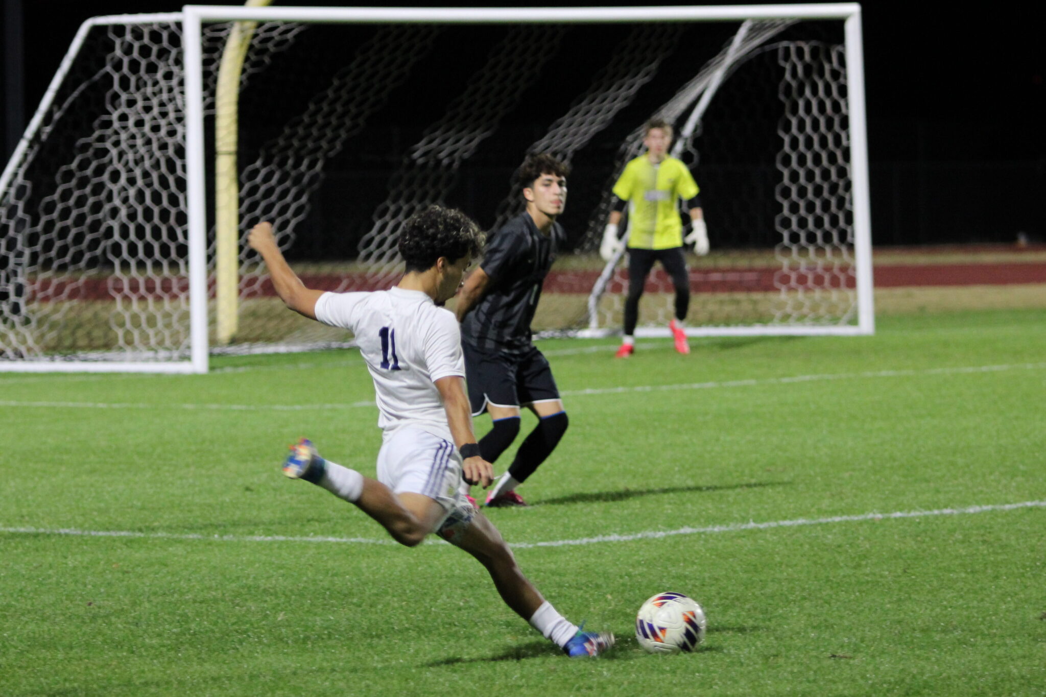 David Bohdert attempts a shot off the free kick