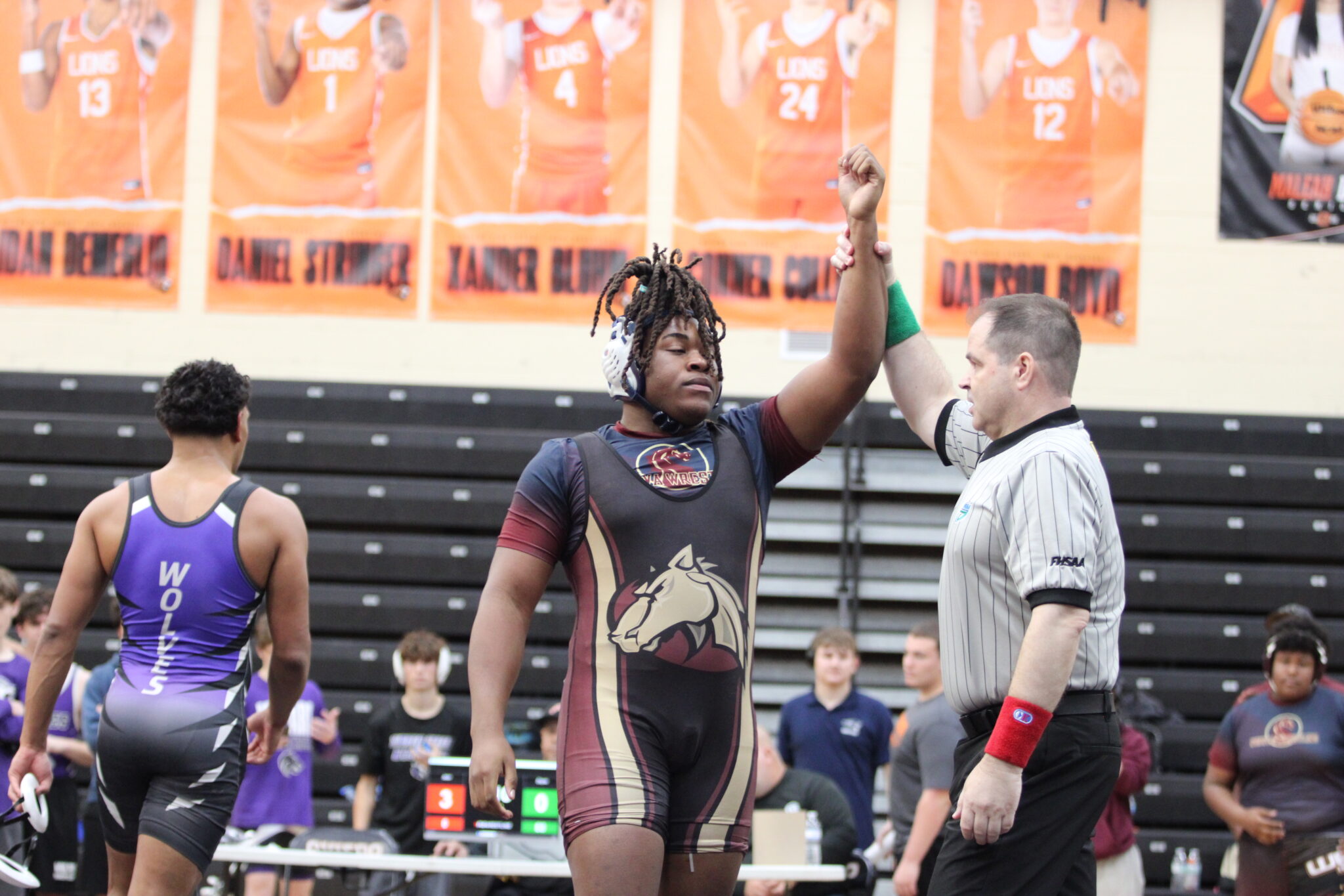 Elijah Jean wins the first match in less than a minute