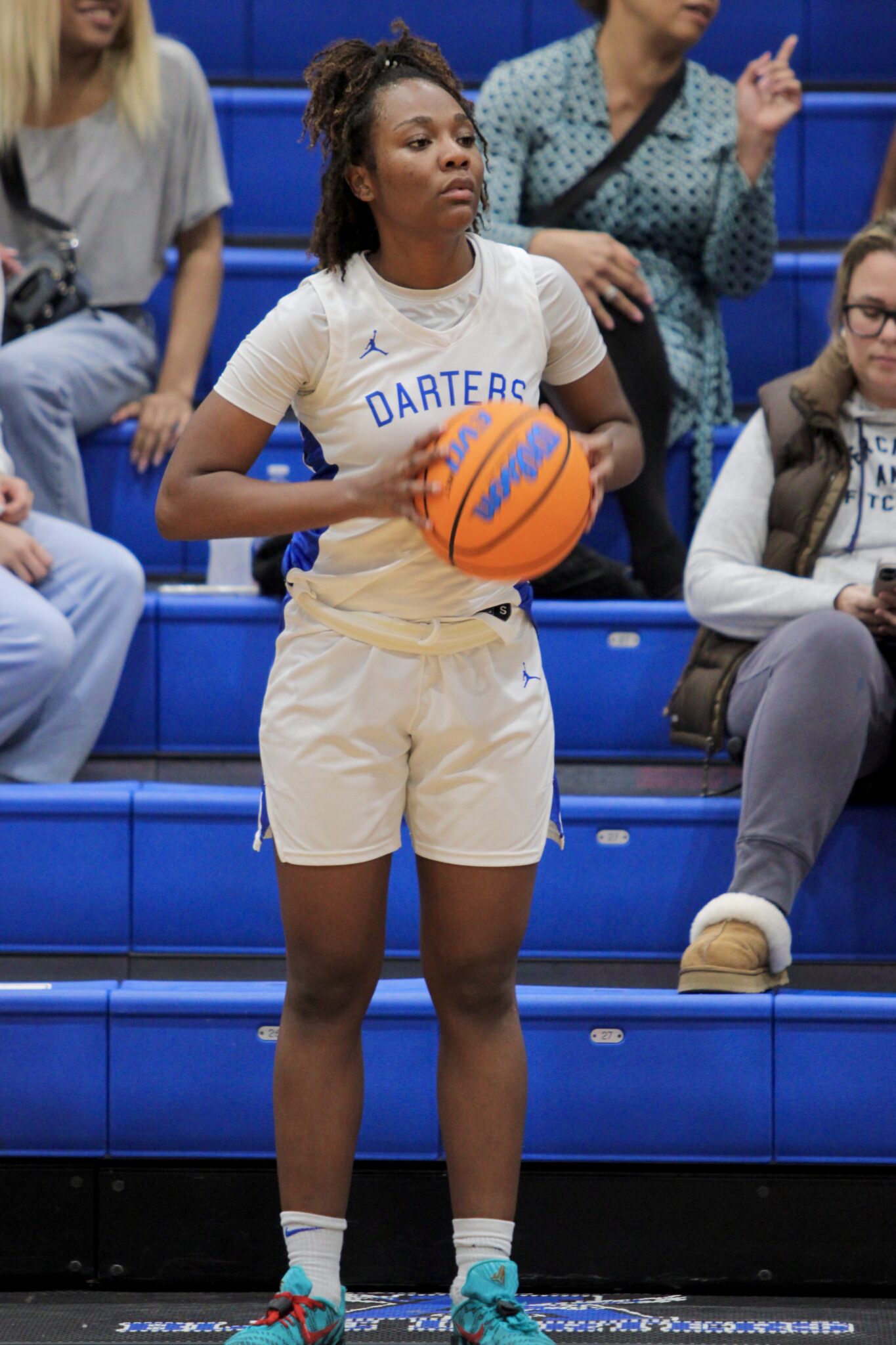 Elyse Pringle scans the court on the inbounds pass against Dr. Phillips