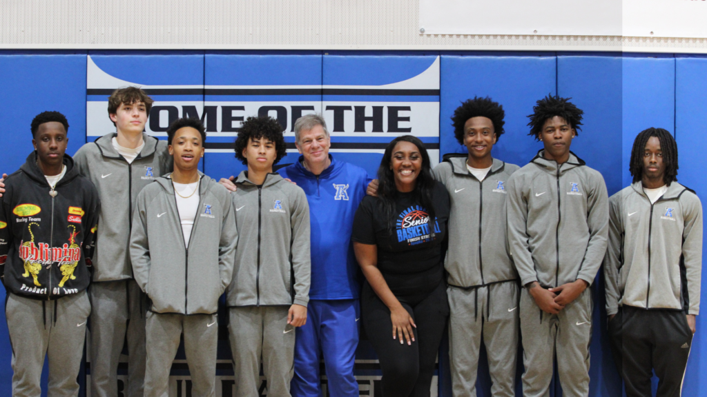Senior Blue Darters and coaches postgame