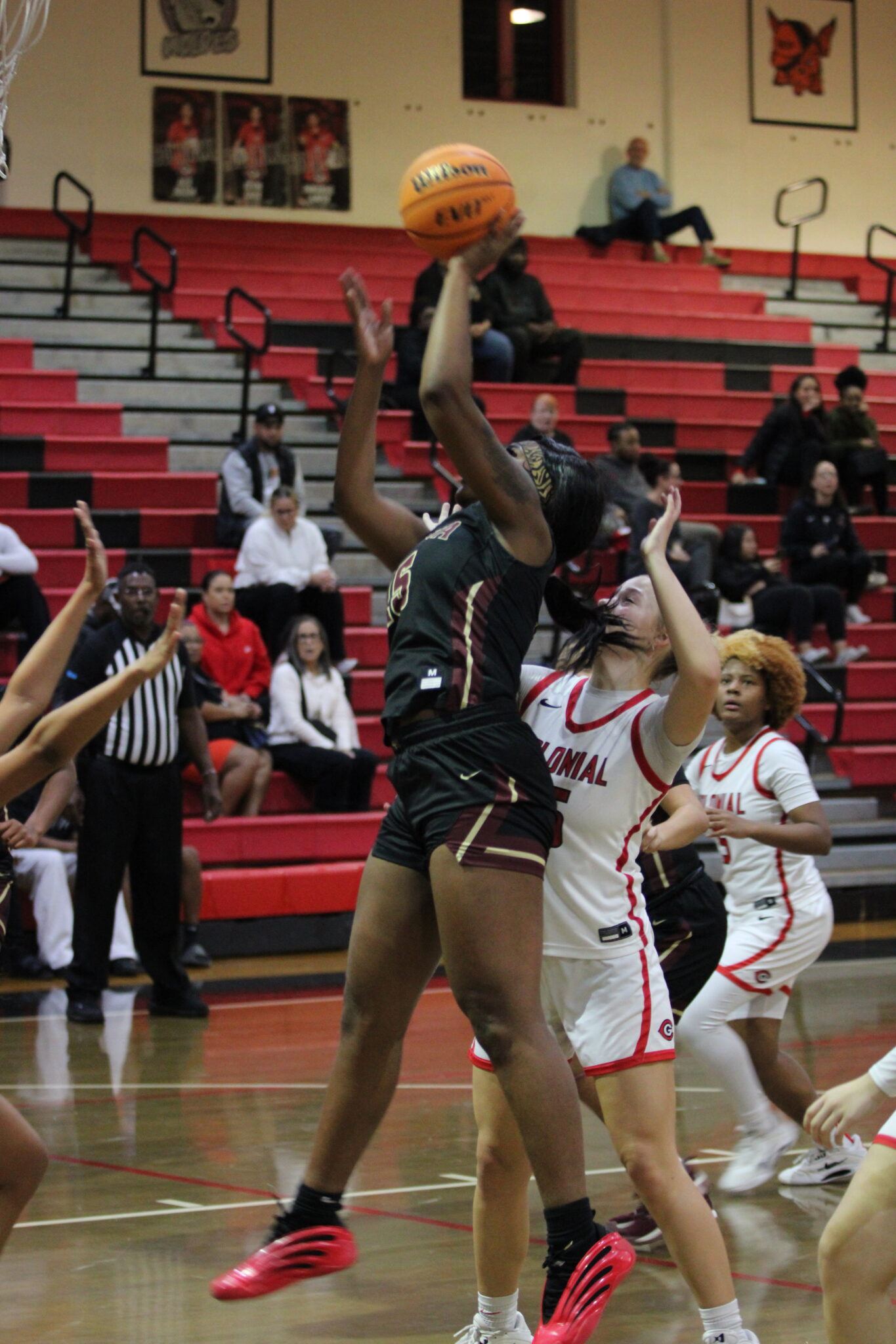 Tiana Washington makes a contested layup