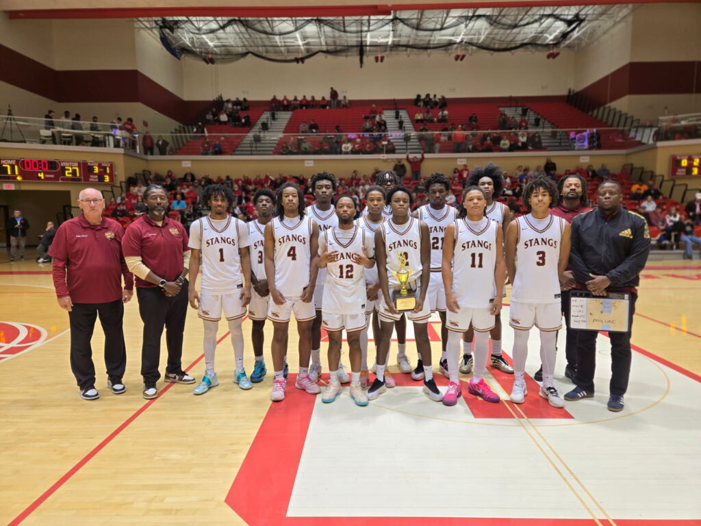 Wekiva Mustangs win the consolation prize in Centralia, Illinois Holiday Tournament on Dec 29-31