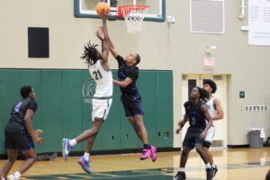 Apopka falls to Evans in first round of Metro West Tournament 