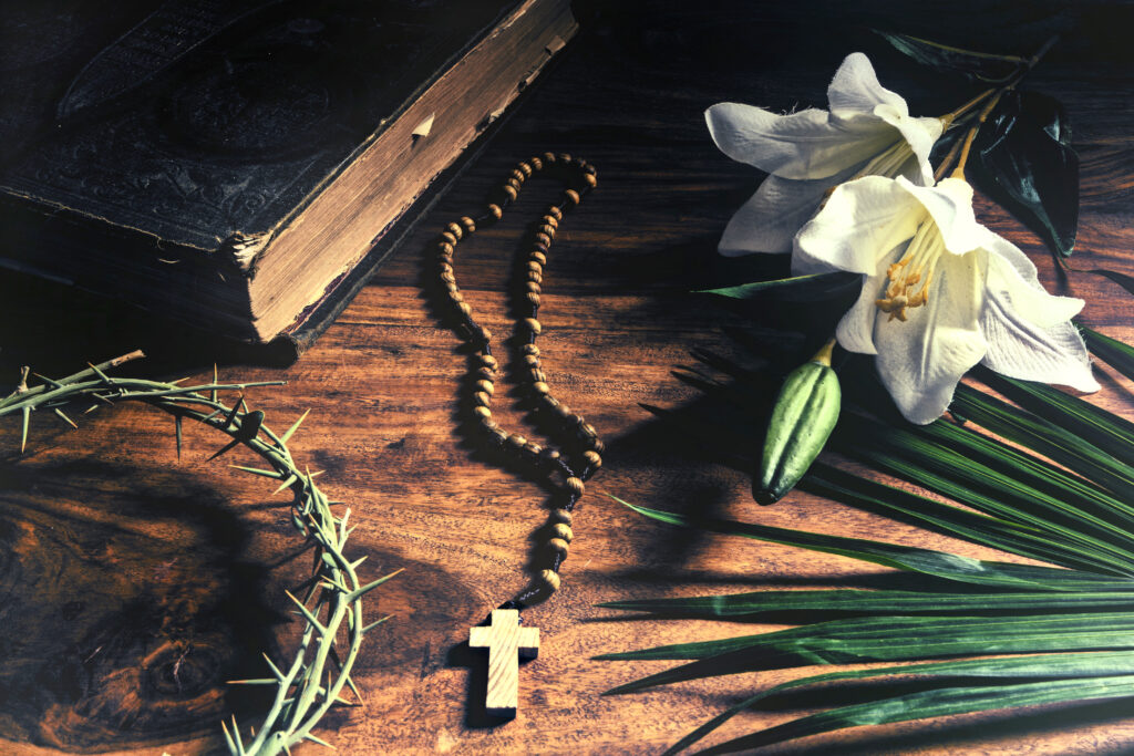 Celebrate Jesus Christ's death and resurrection with the Apopka community this weekend.