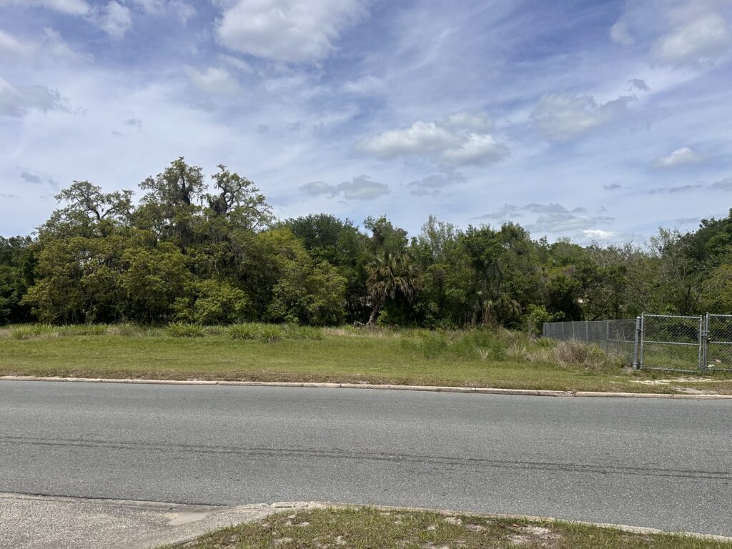 The vacant 205 E. Eighth St., which the CRA will consider purchasing for up to $156,000, based on its appraised value.