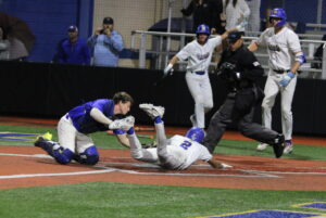 Apopka falls in extra-inning thriller to The First Academy 