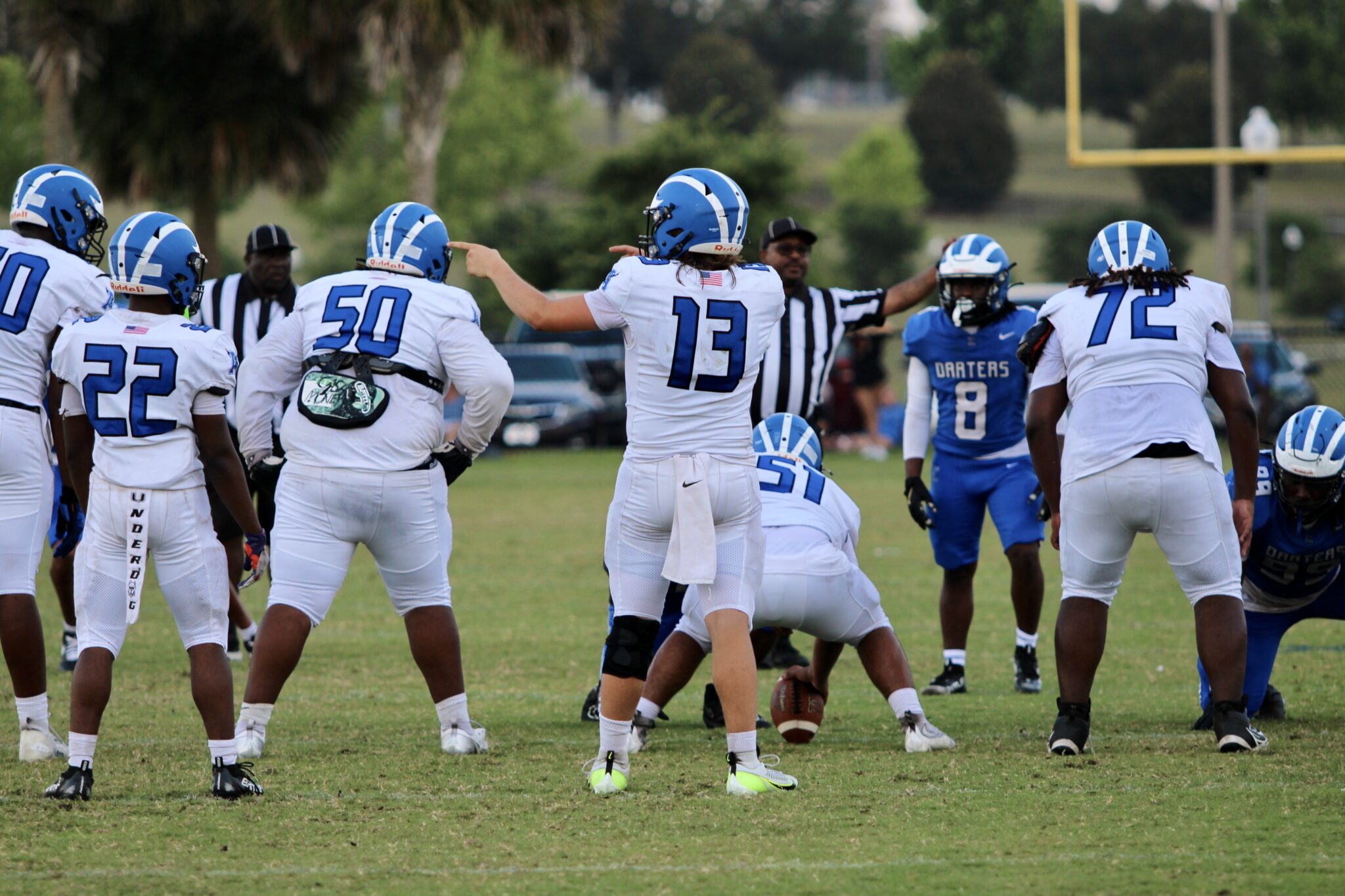 Hunter McNenney makes pre-snap offensive adjustments