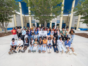 Apopka, Wekiva high schools announce 2026 Super Scholars