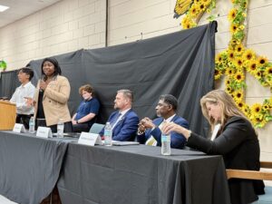 Apopka’s first Orange County election forum draws crowd
