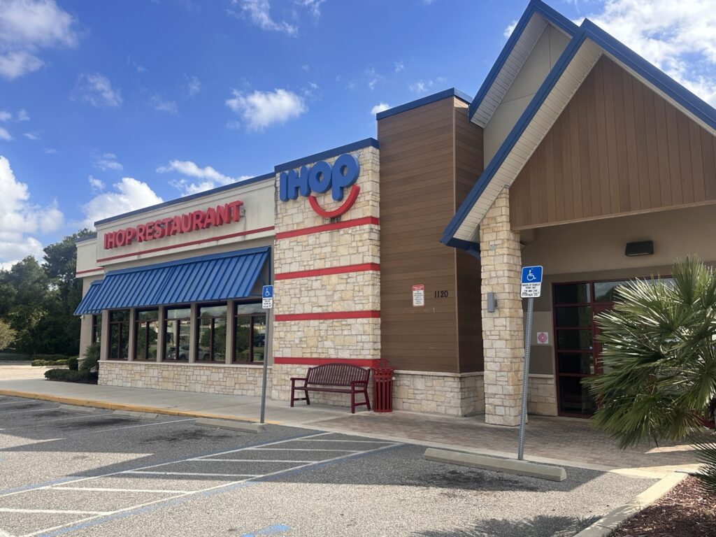 The IHOP restaurant on U.S. Highway 441 in Apopka is expected to temporarily close beginning Oct. 4 for conversion into Florida's first dual-branded Applebee’s/IHOP restaurant.
