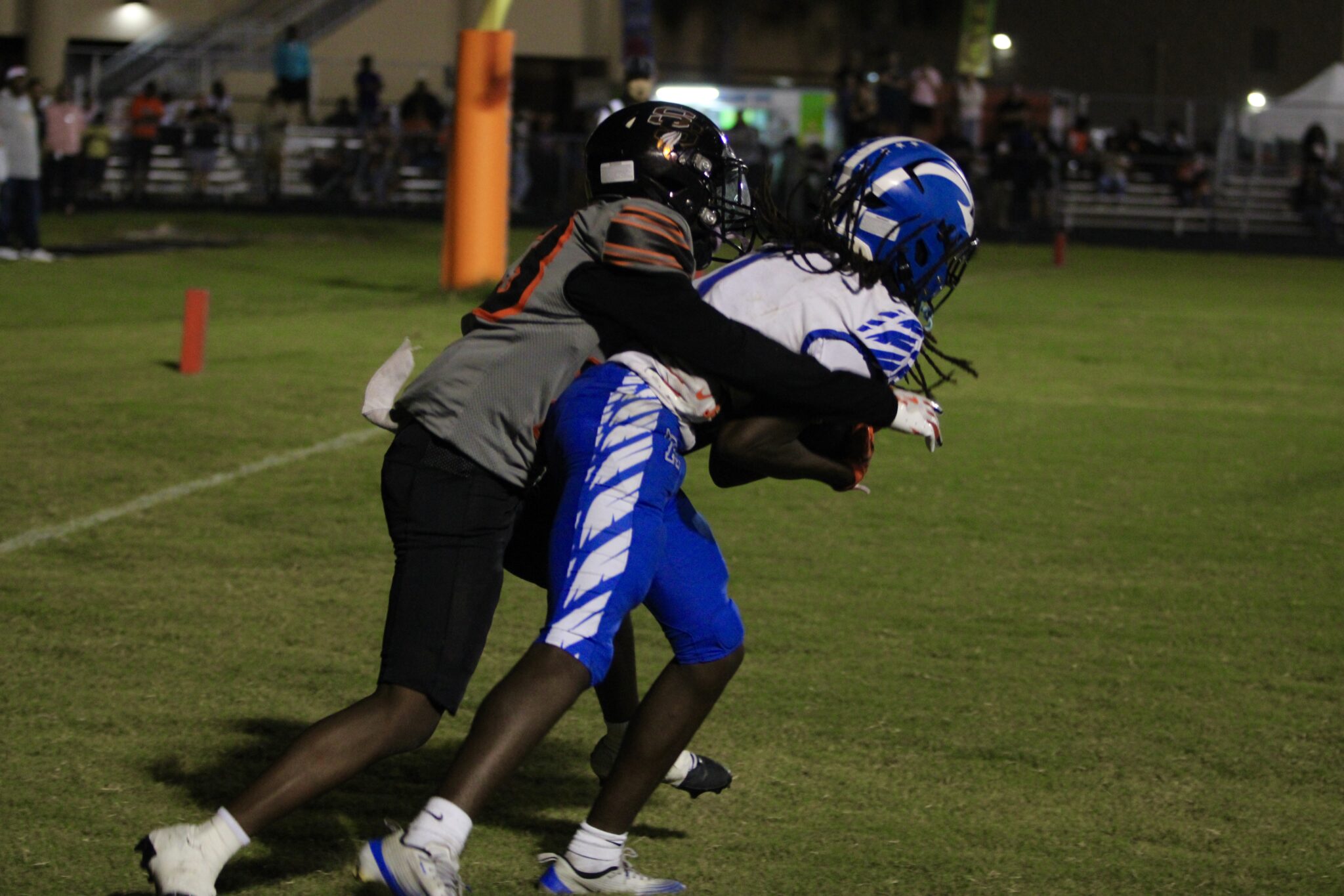 Nyzier Collington catches a short pass in the end zone during the third quarter against Seminole