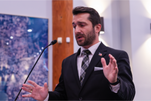 Nesta outlines City Hall reorganization at town hall 