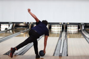 Apopka and Wekiva bowling teams meet