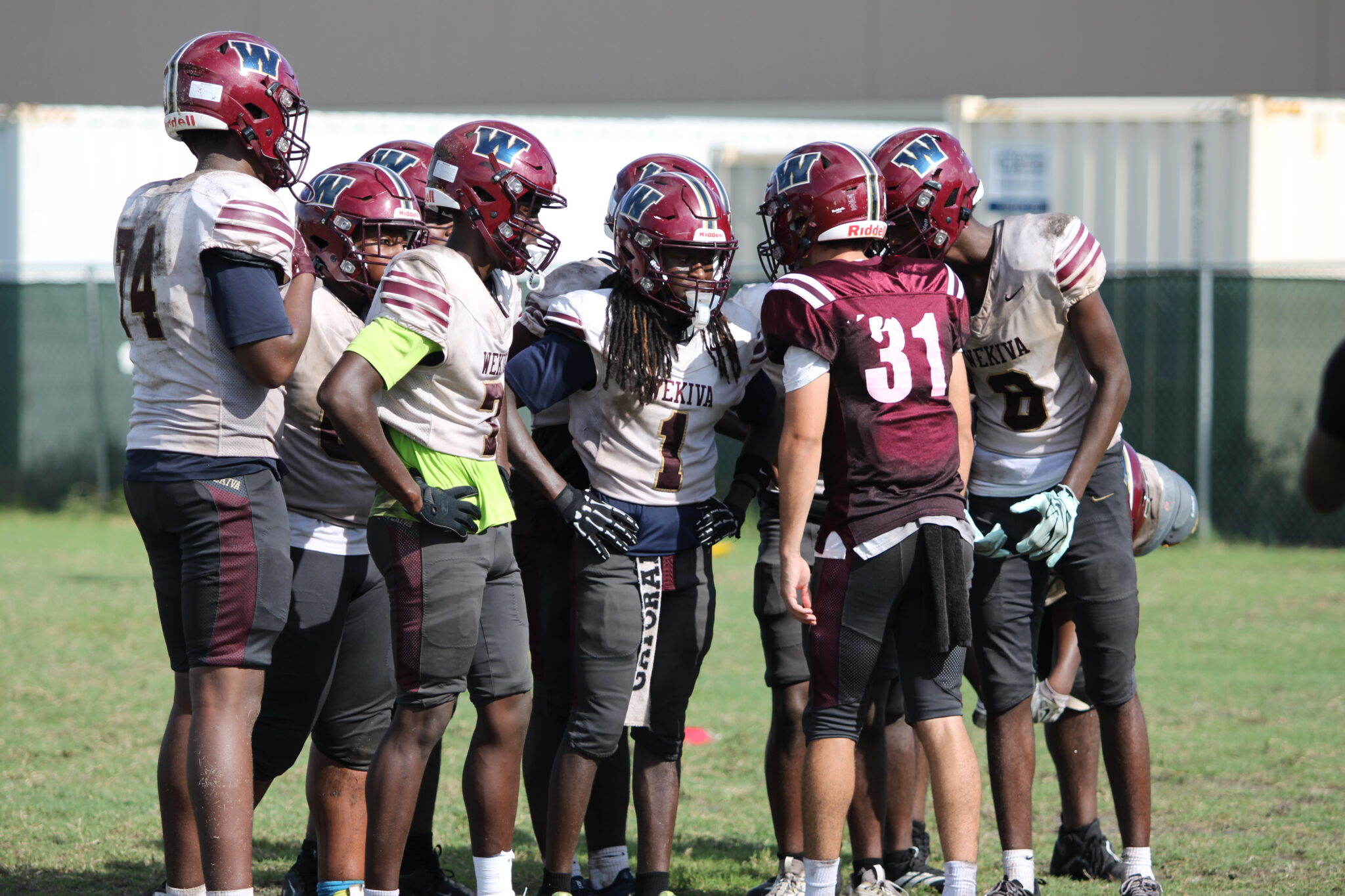 Mustangs Offensive huddle